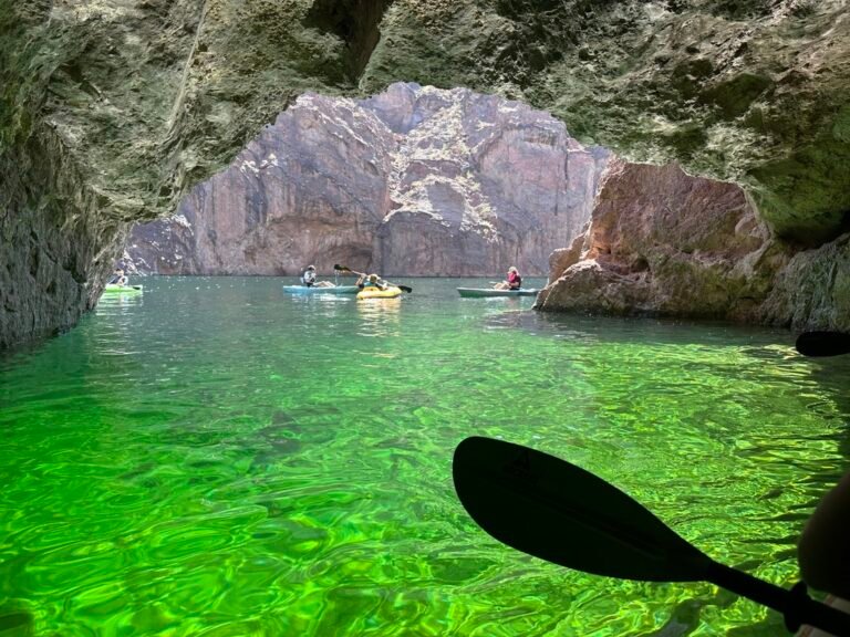 emerald cave kayak
